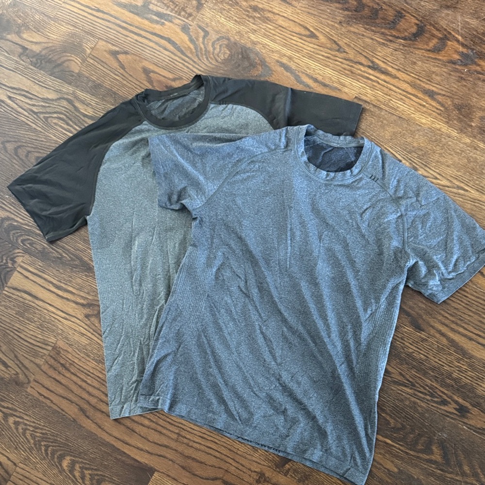 lululemon athletica Charcoal w/ brown sleeves  and Heather Gray Tees